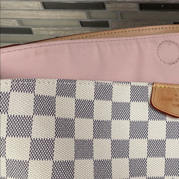 ❌SOLD❌Louis Vuitton Graceful MM Damier Azur - Picture 15 of 15